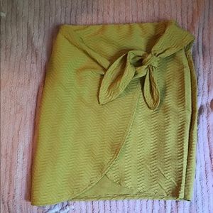 Missguided Gold Wrap Skirt Size 4